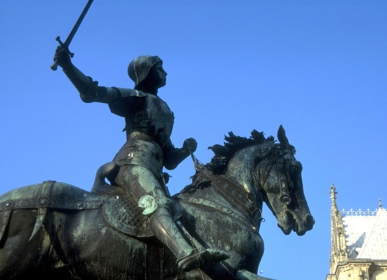 La venue de Najat Vallaud-Belkacem met le feu aux fêtes Jeanne-d'Arc à Rouen