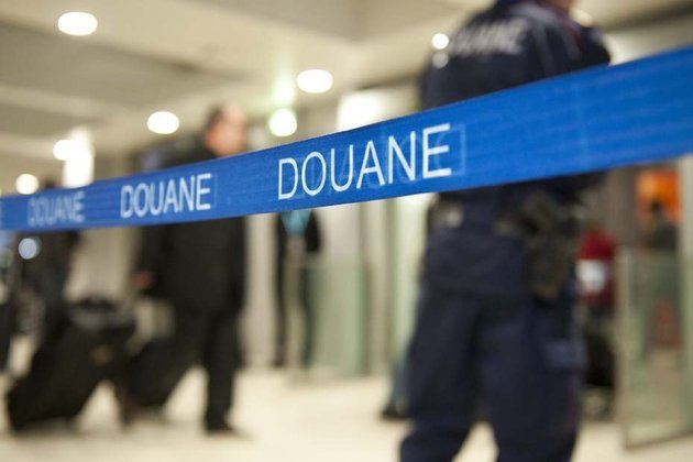Stupéfiants, faux viagra, cigarettes de contrebande : la douane a ratissé large pendant 48 heures Stupéfiants, faux viagra, cigarettes de contrebande : la douane a ratissé large pendant 48 heures