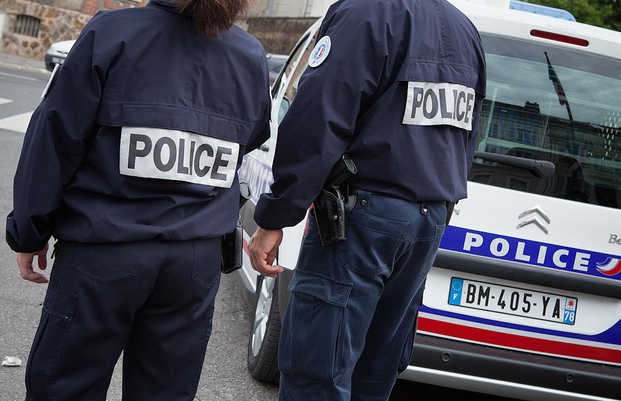 Un policier auxiliaire blessé au visage au cours d'une interpellation à Maisons-Laffitte Un policier auxiliaire blessé au visage au cours d'une interpellation à Maisons-Laffitte