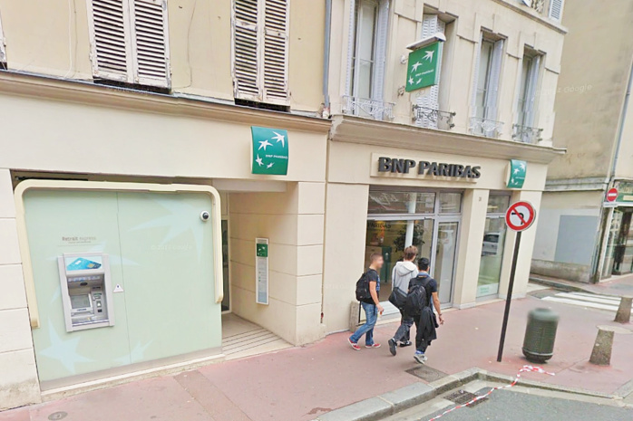Fuite de gaz dans un distributeur de billets : une banque et 40 magasins évacués à Saint-Germain-en-Laye