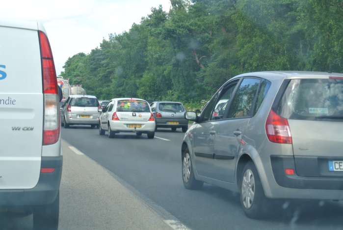 Circulation difficile sur certains axes de la région parisienne Circulation difficile sur certains axes de la région parisienne