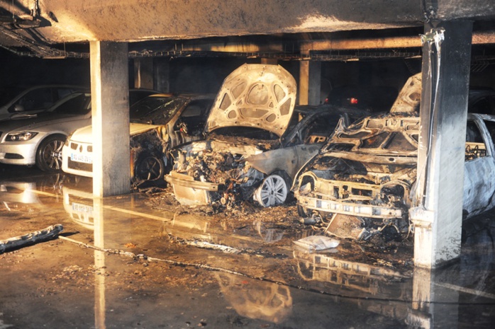 Yvelines : 70 locataires évacués cette nuit à cause d'un feu de voitures dans un parking souterrain 