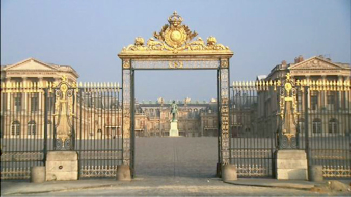 Un agent de sécurité du château de Versailles agressé par un couple de touristes canadiens Un agent de sécurité du château de Versailles agressé par un couple de touristes canadiens