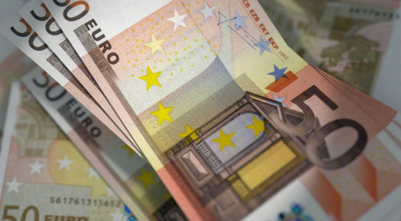 Eure : le jeune homme tente d'écouler un faux billet de 50€. Il est démasqué par un commerçant