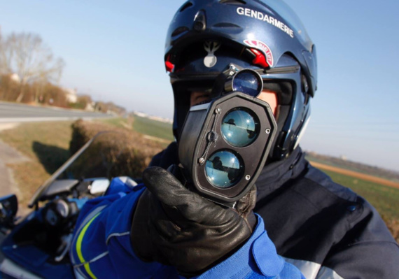Un motard contrôlé à 191km/h sur l'autoroute A84, dans le Calvados Un motard contrôlé à 191km/h sur l'autoroute A84, dans le Calvados