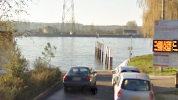 Seine-Maritime : une femme de 84 ans suicidaire mobilise les sapeurs-pompiers au bac de Yainville Seine-Maritime : une femme de 84 ans suicidaire mobilise les sapeurs-pompiers au bac de Yainville