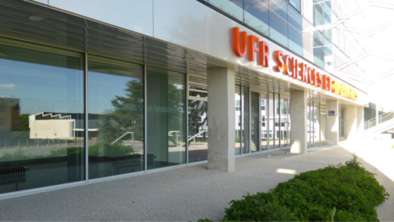 Illustration@DR Illustration@DR