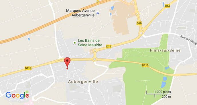 Feu de grange à Aubergenville : cinq personnes évacuées ce matin Feu de grange à Aubergenville : cinq personnes évacuées ce matin