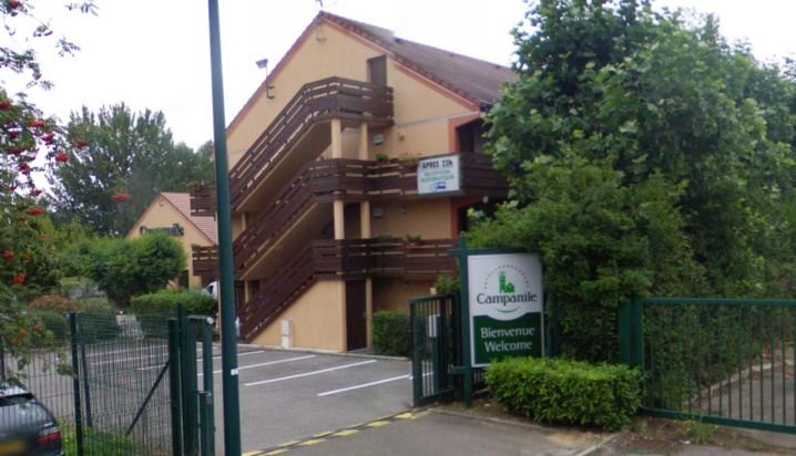 Plaisir : Il "braque" l'hôtel avec un pied de biche et s'empare de la caisse 