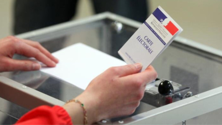 Illustration@DR Illustration@DR