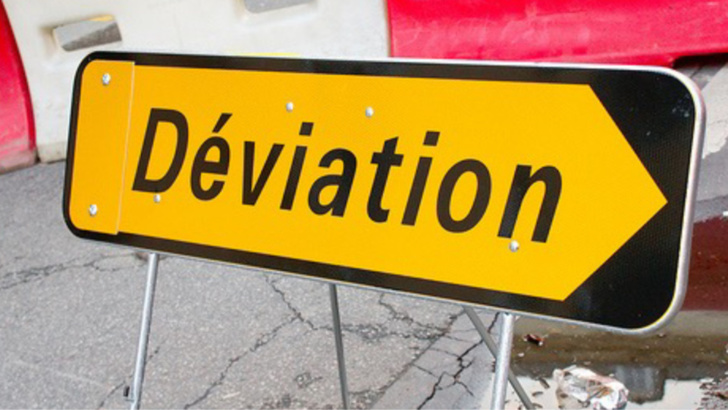 Un poids-lourd renversé dans un rond-point à Châteaudun (Eure-et-Loir) : suivre les déviations Un poids-lourd renversé dans un rond-point à Châteaudun (Eure-et-Loir) : suivre les déviations