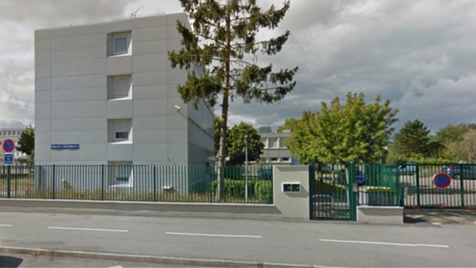 Le collège Louis Pergaud (illustration) Le collège Louis Pergaud (illustration)