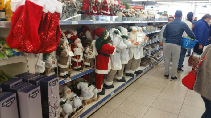 A Coignières, deux malfaiteurs dérobent la recette du week-end du magasin Action A Coignières, deux malfaiteurs dérobent la recette du week-end du magasin Action