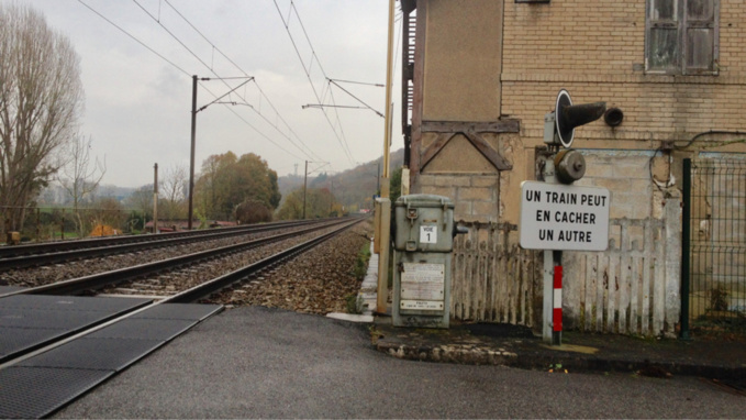 Perturbateurs sur les voies, aiguillage défaillant... Trains ralentis entre Mantes et Poissy