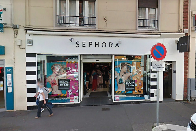 Les deux jeunes femmes avaient dérobé des parfums et produits comestiques dans la boutique Sephora, avant d'être interpellées (Illustration©Google Maps)