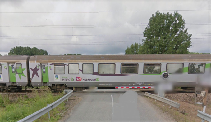 Le Paris - Caen circulait à 160 km/h au moment du choc (Illustration) Le Paris - Caen circulait à 160 km/h au moment du choc (Illustration)