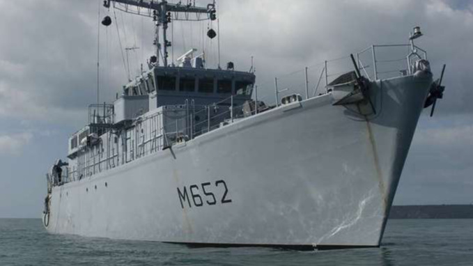 Le chasseur de mines Céphée de la Marine nationale