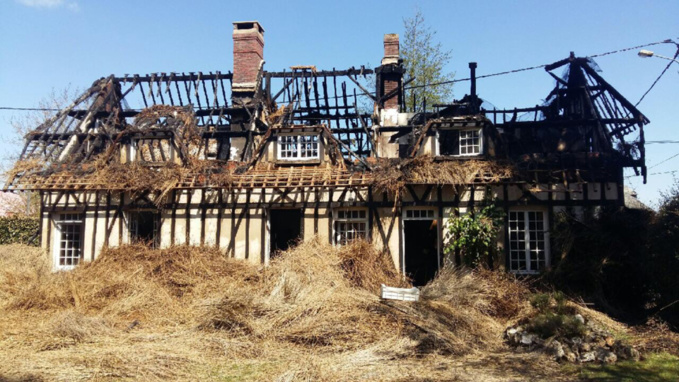 Ce qui reste de la chaumière (Photo @ DR) Ce qui reste de la chaumière (Photo @ DR)