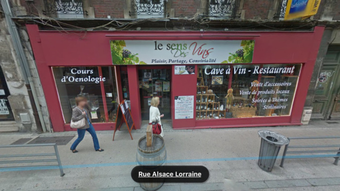 Pascal Darmon, ancien président du FCR, poignardé mortellement ce soir dans son restaurant à Rouen Pascal Darmon, ancien président du FCR, poignardé mortellement ce soir dans son restaurant à Rouen