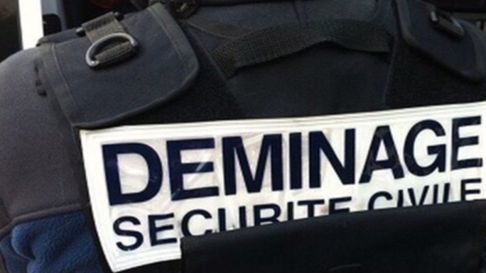 Colis suspect dans un train : le déminage intervient à la gare de Saint-Quentin-en-Yvelines Colis suspect dans un train : le déminage intervient à la gare de Saint-Quentin-en-Yvelines