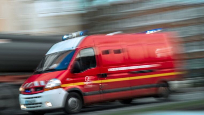 Chanteloup-les-Vignes : un chauffeur de poids-lourd grièvement blessé par une voiture en regagnant sa cabine 