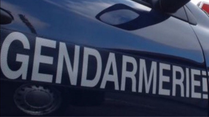 Pacy-sur-Eure : un automobiliste agressé par deux individus qui lui volent sa voiture 