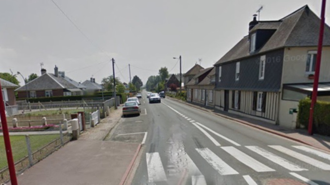 L'accident s'est produit sur l'avenue des Canadiens à l'entrée de Yerville (illustration) L'accident s'est produit sur l'avenue des Canadiens à l'entrée de Yerville (illustration)