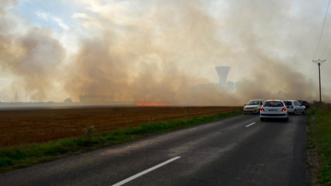 Le panache de fumée était visible à plusieurs kilomètres à la ronde