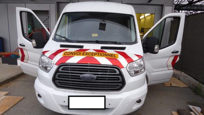 La drogue était camouflée dans ce fourgon (Photo @Douane française)
