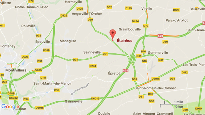 Dix motos et quatre véhicules détruits ce matin dans un violent incendie à Éthainhus