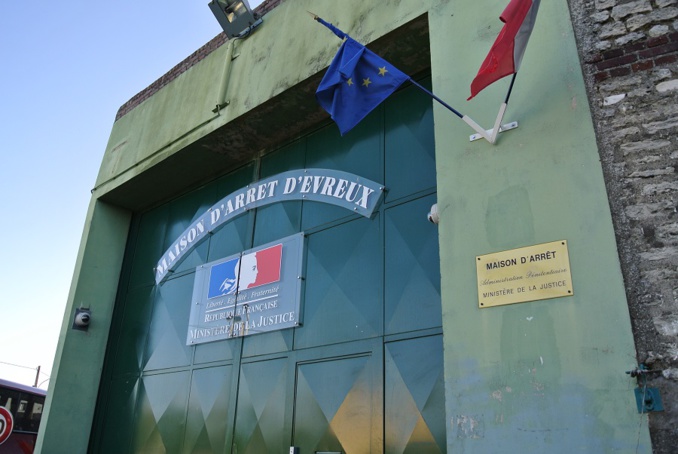 L'homme a été écroué à la maison d'arrêt d'Evreux à l'issue de l'audience (Photo © infoNormandie) L'homme a été écroué à la maison d'arrêt d'Evreux à l'issue de l'audience (Photo © infoNormandie)