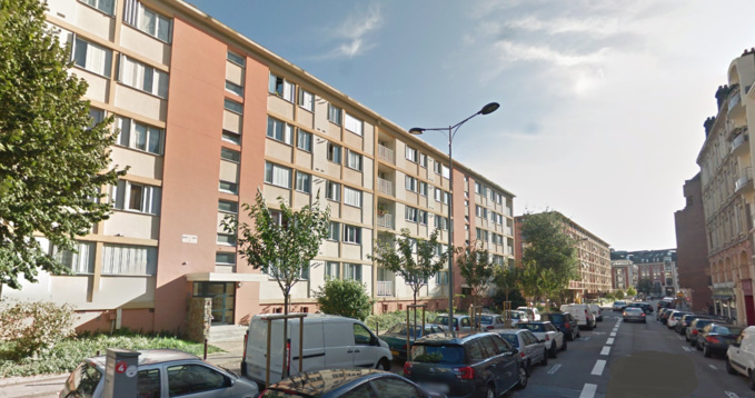 L'homme achuté du quatrième étage de cet immeuble, rue Ambroise-Fleury (Illustration © Google Maps)