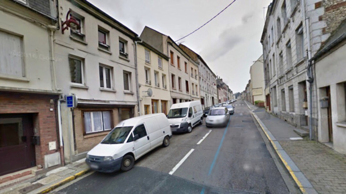 Le quadragénaire a été retrouvé blessé au visage à son domicile rue Gulllet, près du centre-ville de Bolbec (Illustration @ Google Maps) Le quadragénaire a été retrouvé blessé au visage à son domicile rue Gulllet, près du centre-ville de Bolbec (Illustration @ Google Maps)