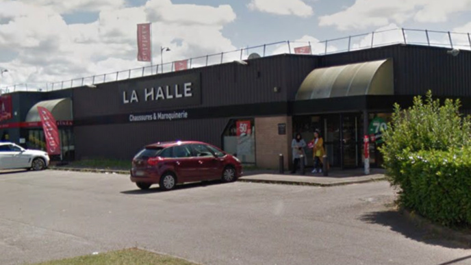 Deux monte-en-l’air surpris sur le toit du magasin La Halle a Buchelay : ils sont arrêtés par la police 