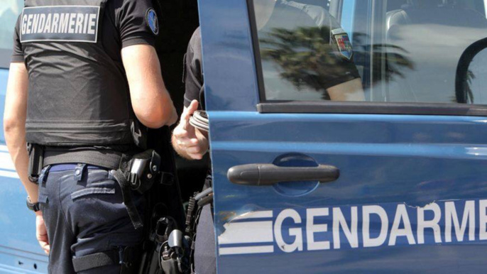 Lors des perquisitionsles gendarmes ont découvert de faibles quantités de stupéfiants (Illustration © Gendarmerie)