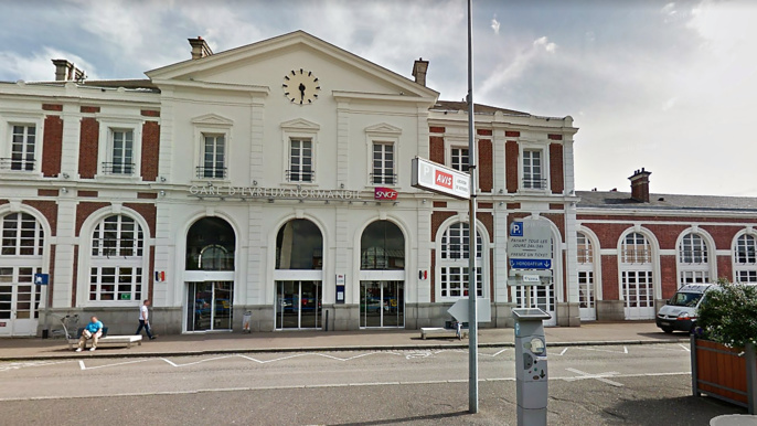 Les deux suspects ont été interpellés quelques minutes après leur descente du train en gare d'Evreux (Illustration © Google Maps)
