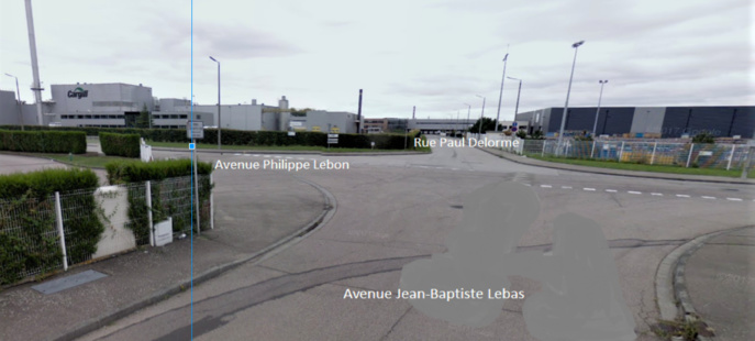 Le cycliste circulait avenue Lebas et tournait à gauche vers l'avenue Lebon, lorsqu'il a été percuté par une camionnette qui, elle, arrivait en face par la rue Paul Delorme