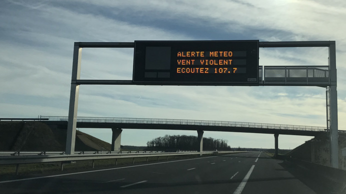 Prudence également sur la route (Photo © infoNormandie) Prudence également sur la route (Photo © infoNormandie)