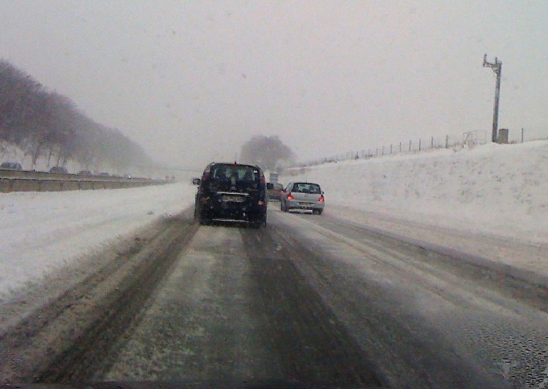 Des chutes de neige sont annoncées dans les prochaines heures. Le préfet de l'Eure appelle à la prudence sur les routes (Illustration © infonormandie)