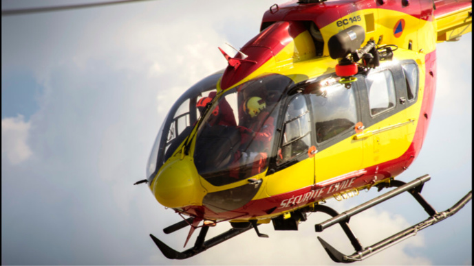 Seine-Maritime : une jeune cavalière blessée en chutant de cheval héliportée au CHU de Rouen Seine-Maritime : une jeune cavalière blessée en chutant de cheval héliportée au CHU de Rouen