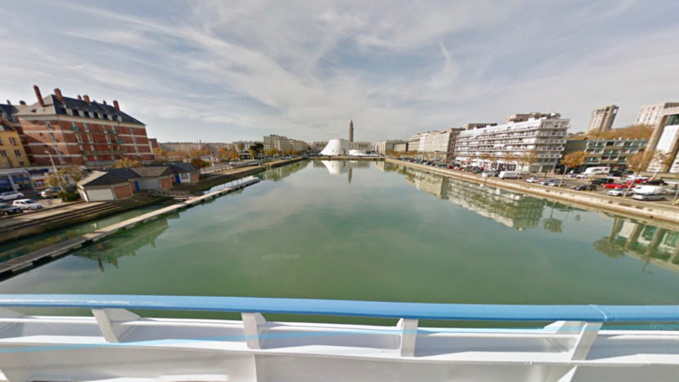 Un témoin a vu un homme se jeter dans le bassin du commerce - Illustration @ Google Maps Un témoin a vu un homme se jeter dans le bassin du commerce - Illustration @ Google Maps