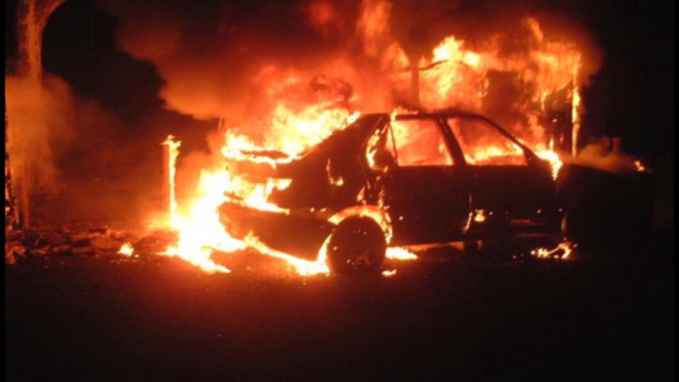 Eure : le véhicule découvert incendié à Douains avait été volé dans les Yvelines au cours de la nuit