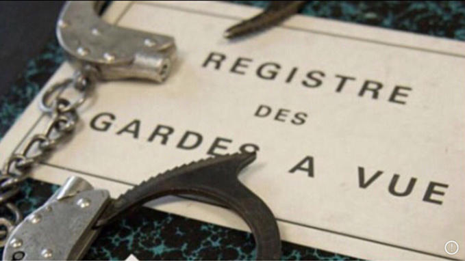 A Rouen, deux jeunes gens en garde à vue : ils circulaient sans casque sur une mobylette volée 