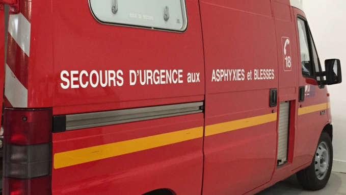 Blessée, la conductrice a été transportée à l’hôpital par les sapeurs-pompiers - Illustration Blessée, la conductrice a été transportée à l’hôpital par les sapeurs-pompiers - Illustration