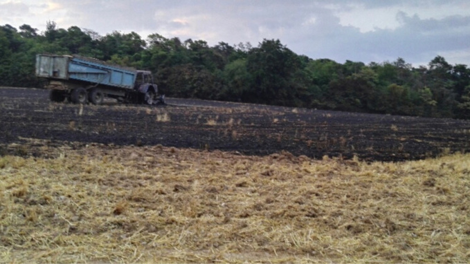 Eure : 5 hectares de chaume et un tracteur agricole détruits par un incendie à Caillouet-Orgeville 