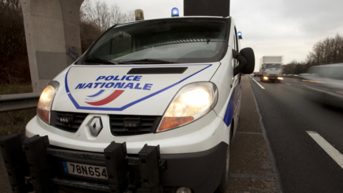 La Citroën a été interceptée sur l’autoroute - Illustration La Citroën a été interceptée sur l’autoroute - Illustration