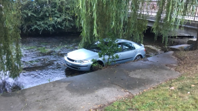 Plus de peur que de mal : le conducteur a été seulement choqué
