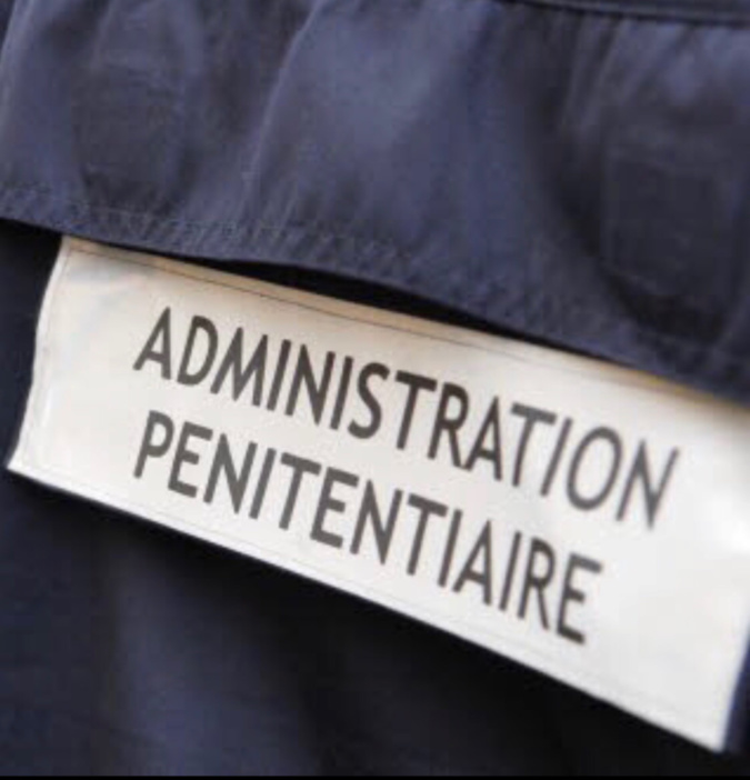 L’un des agents pénitentiaires a été frappé par les malfaiteurs - illustration L’un des agents pénitentiaires a été frappé par les malfaiteurs - illustration