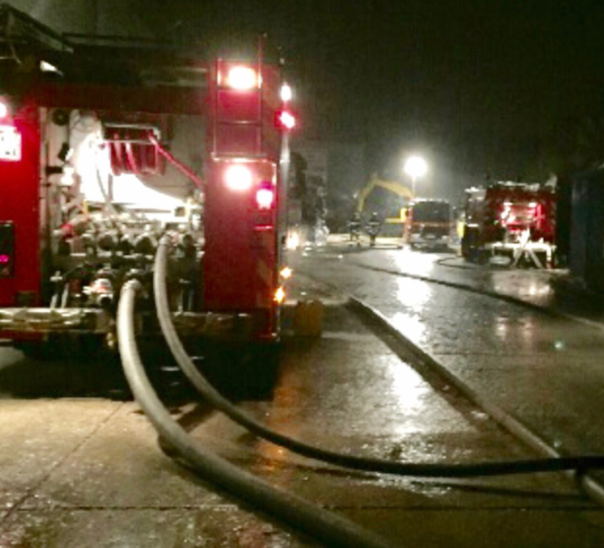 Une trentaine de sapeurs-pompiers ont été mobilisés sur l'incendie une partie de la nuit  - Illustration © infonormandie