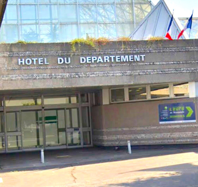 L’hôtel du département de l’Eure à Évreux - Illustration L’hôtel du département de l’Eure à Évreux - Illustration